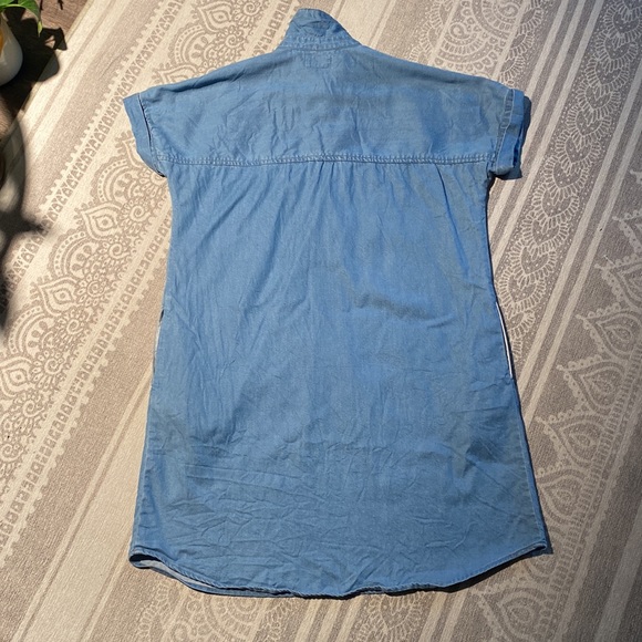 Marine Layer Daisy Chambray Tunic - Picture 12 of 15